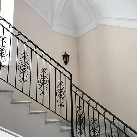 Le Corti Di דירה נאפולי